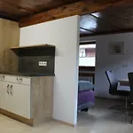Palfner Apartment *